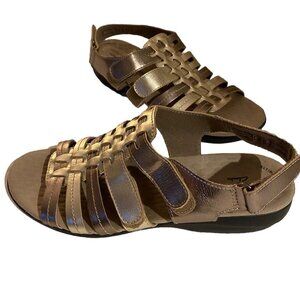 CLARKS COLLECTION Soft Cushion Pewter Metallic Gladiator Sandals‎ Size 11